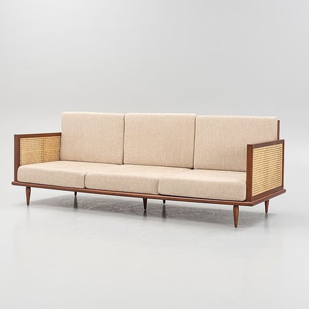 Dusty Deco